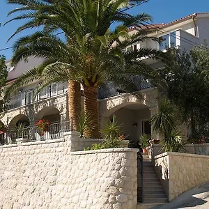 https://apartments-marco-polo.primorje-gorskikotar.com